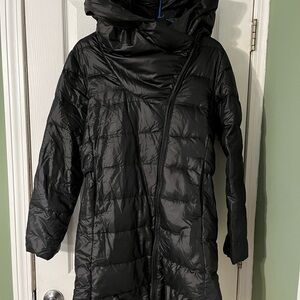 Nike Women's Black Hooded Puffer Coat
